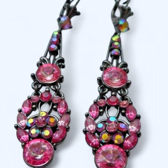 Express black chandelier teardrop earrings Pink Aurora Borealis Crystal - Picture 4 of 6